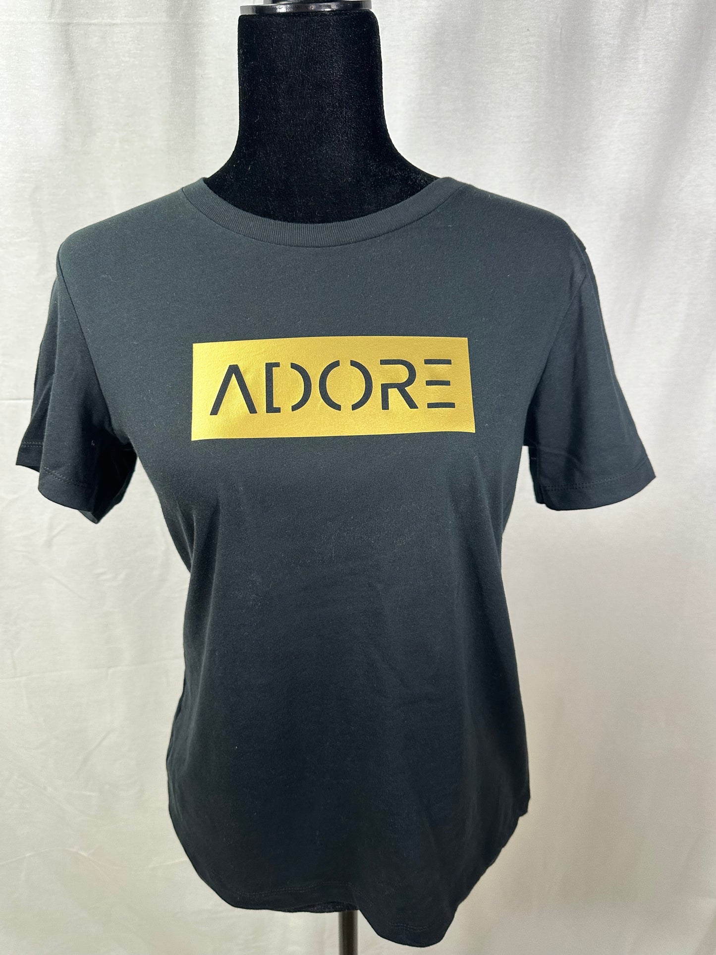 ADORE (BLOCK Design) Basic T